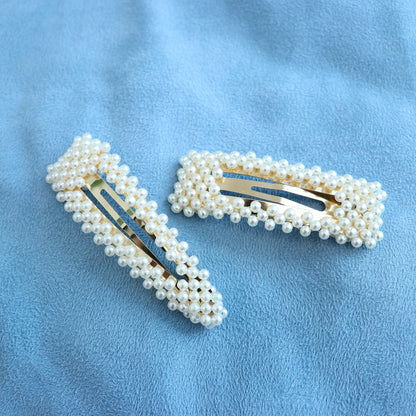 【アクリルパール】ヘアスナップピン（三角・ゴールド）