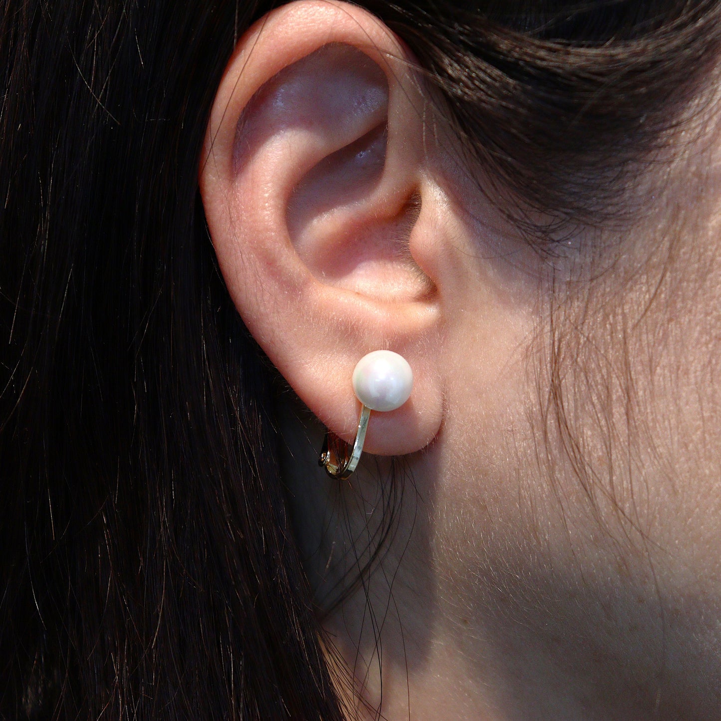 【貝殻パール】一粒イヤリング (ゴールド)