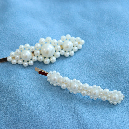 【アクリルパール】ヘアピン（４連フラワー・ゴールド）