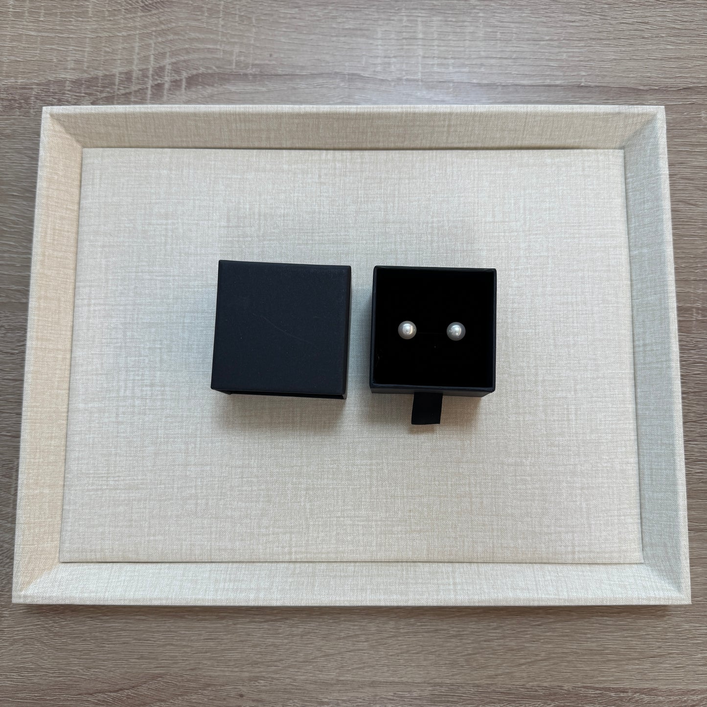 【貝殻パール】一粒ピアス (シルバー)  ベーシックタイプ (真鍮) 箱入り
